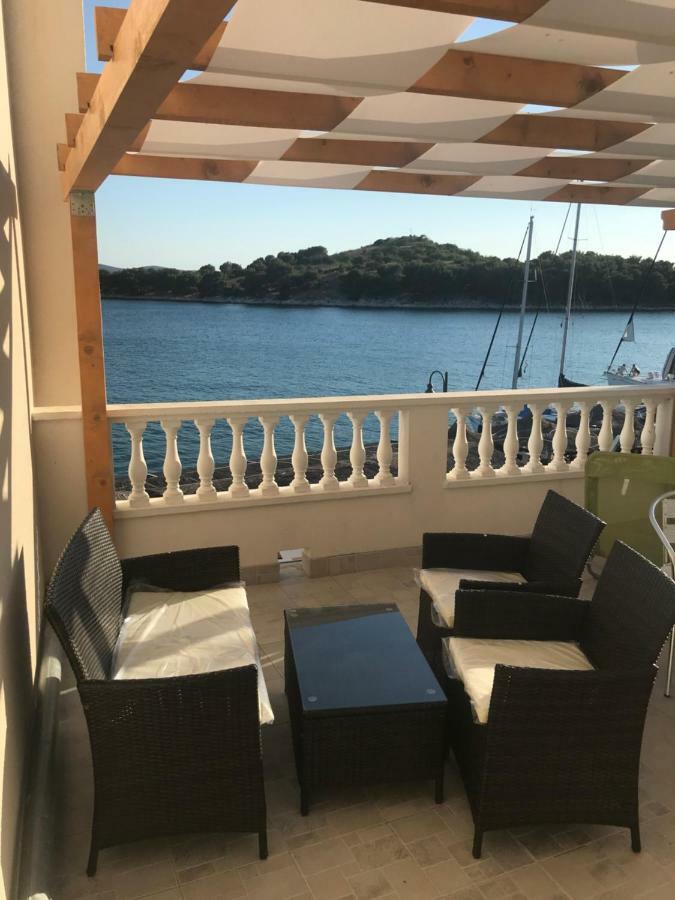 Apartman Roko Tribalj Zewnętrze zdjęcie